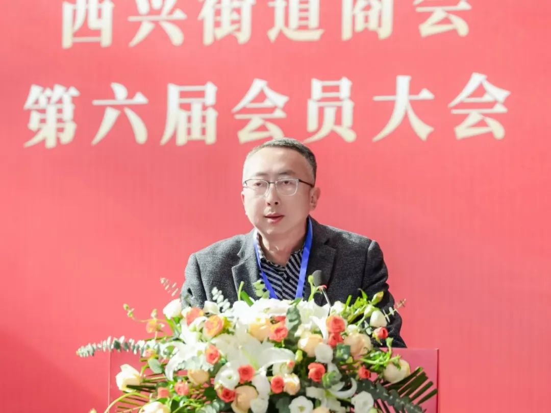 3 區(qū)工商聯(lián)黨組成員、副主席郭鵬發(fā)言.jpg